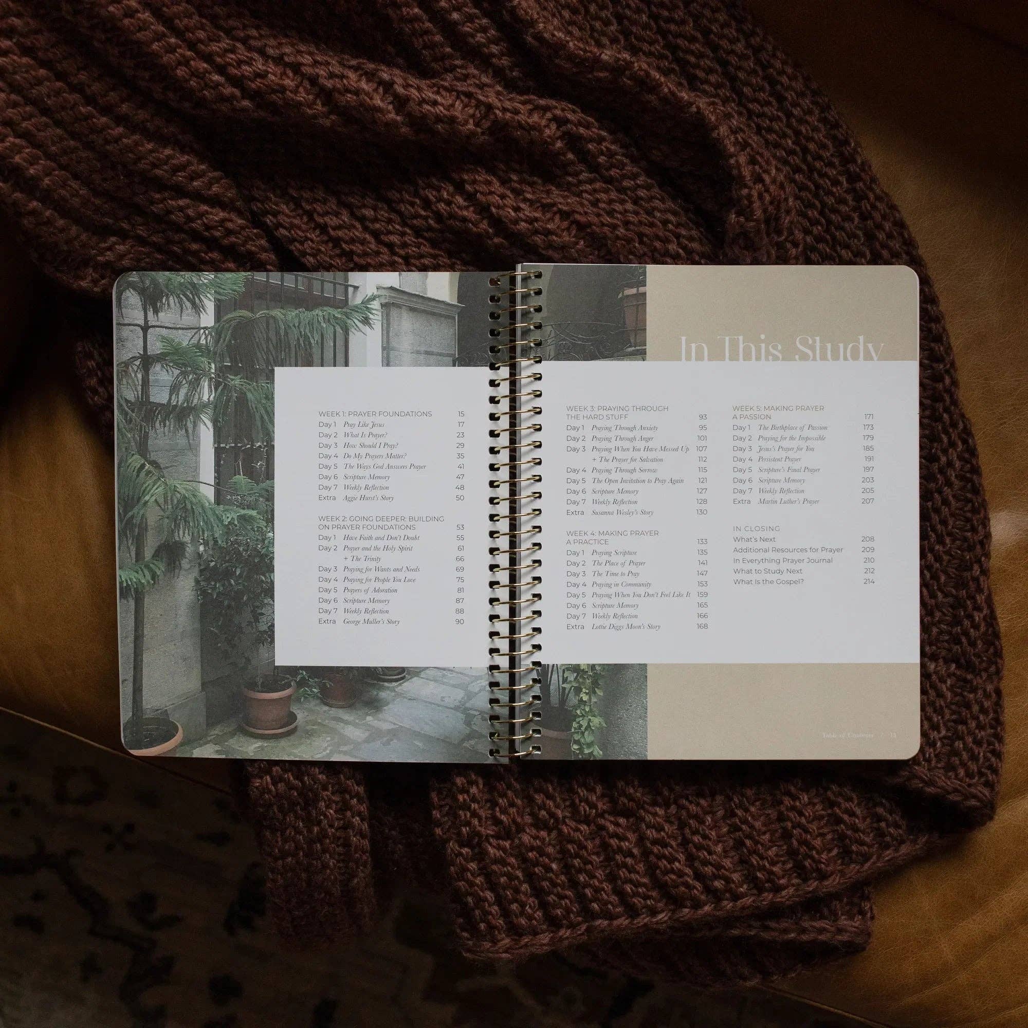 Pray — Cultivating a Passionate Practice of Prayer — Spiral Bible Study