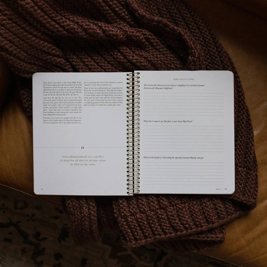 Pray — Cultivating a Passionate Practice of Prayer — Spiral Bible Study