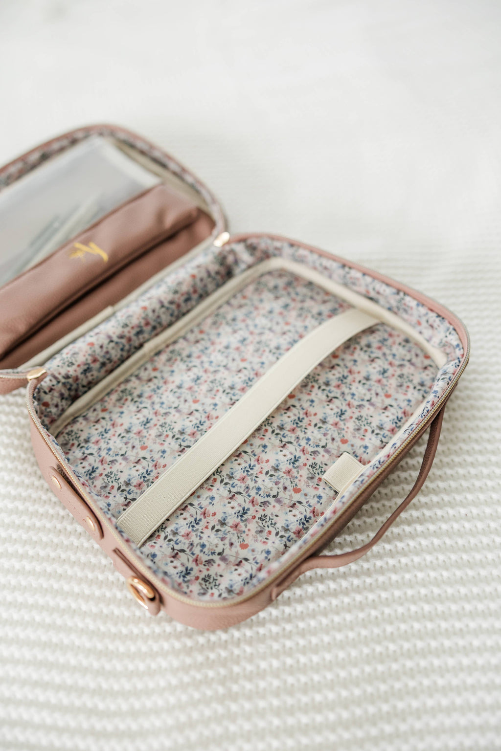 Bible Bag Crossbody — Lavender Vegan Leather Bible Bag with Gold Accents